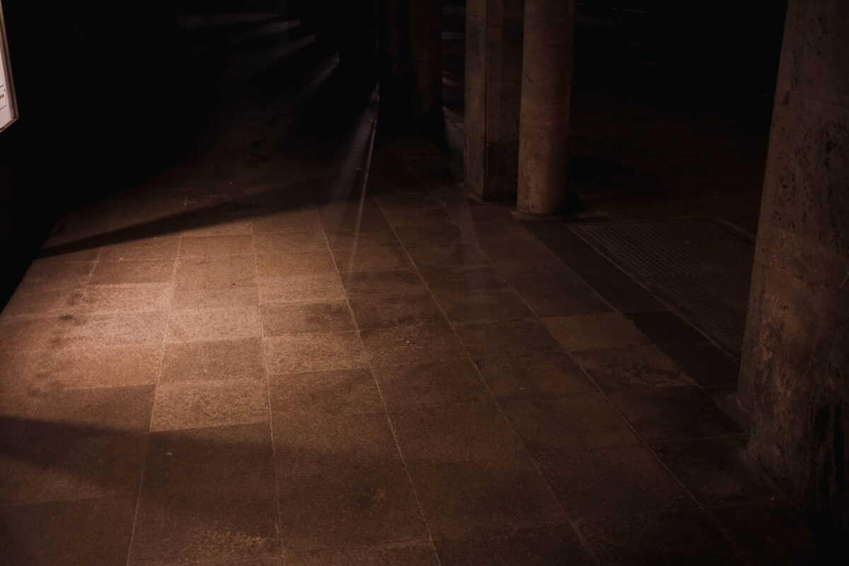 A night shot made on Ricoh GRIIIX