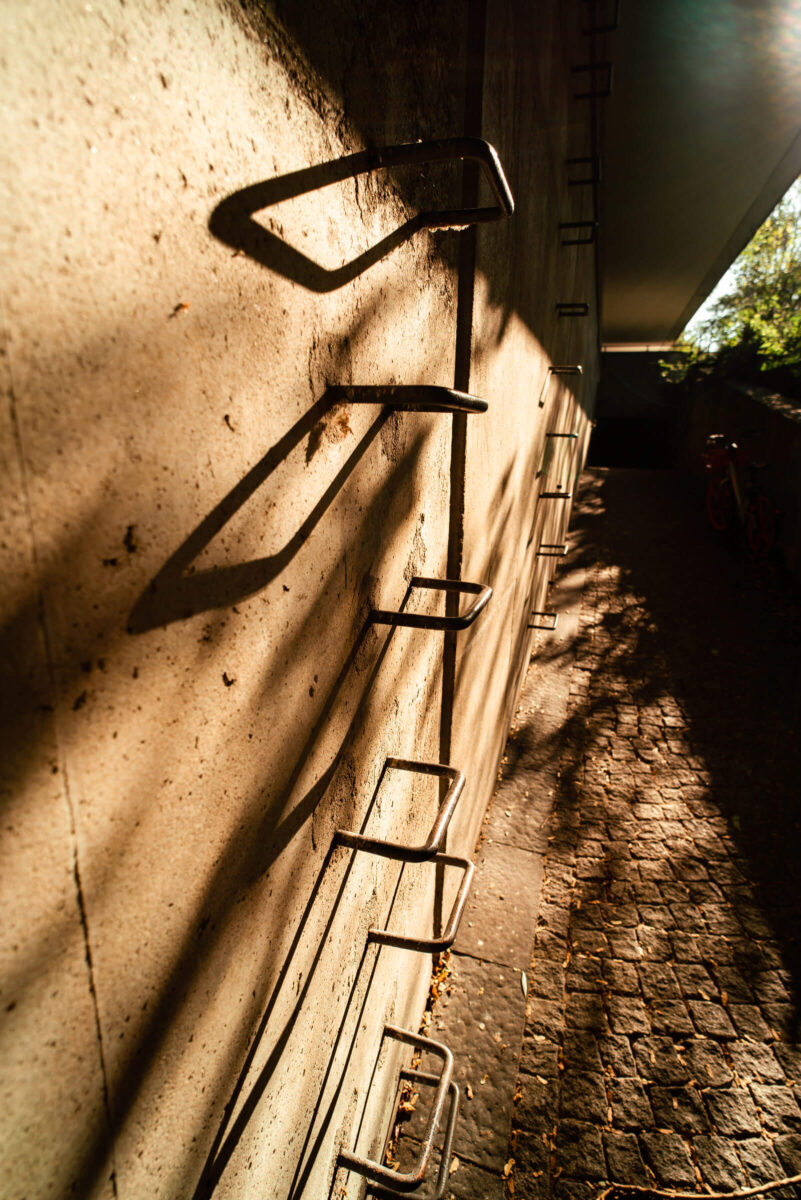 Shot of a wall of a concrete building with a closed aperture for a photography tutorial about shallow depth of field