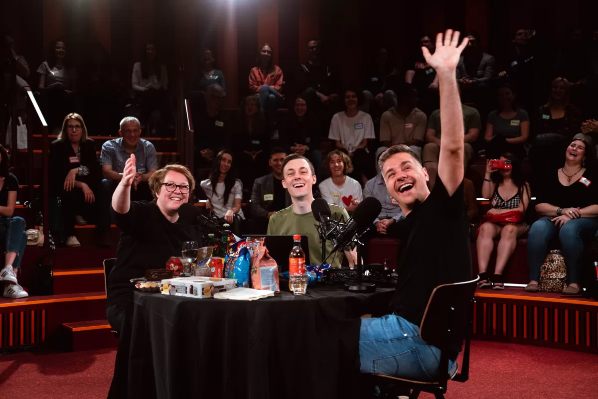 Easy German Podcast show with speakers greeting the event audience photographed by Fedor Vasilev